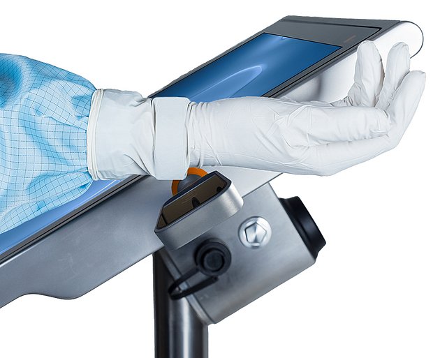 CONNECT BOX with Nymi Band for secure authentication CONNECT BOX with Nymi Band for secure authentication